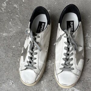 Golden Goose Super-Star GBB1 low top sneakers